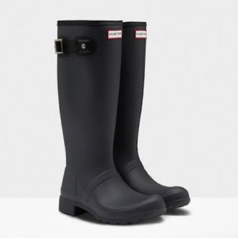 Hunter Matte Black Boots